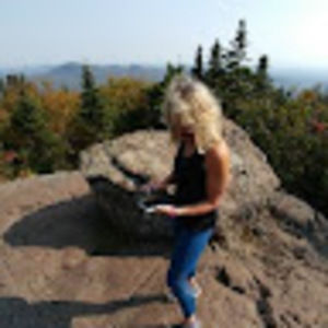 Meet your Posher, Robyn